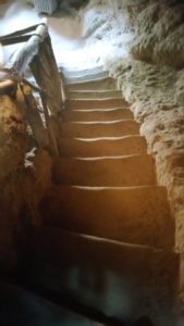 escaleras-gruta-del-iris